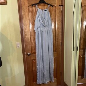 Vertigo Elegant Light Grey/Silver Maxi Satin Jumpsuit XL